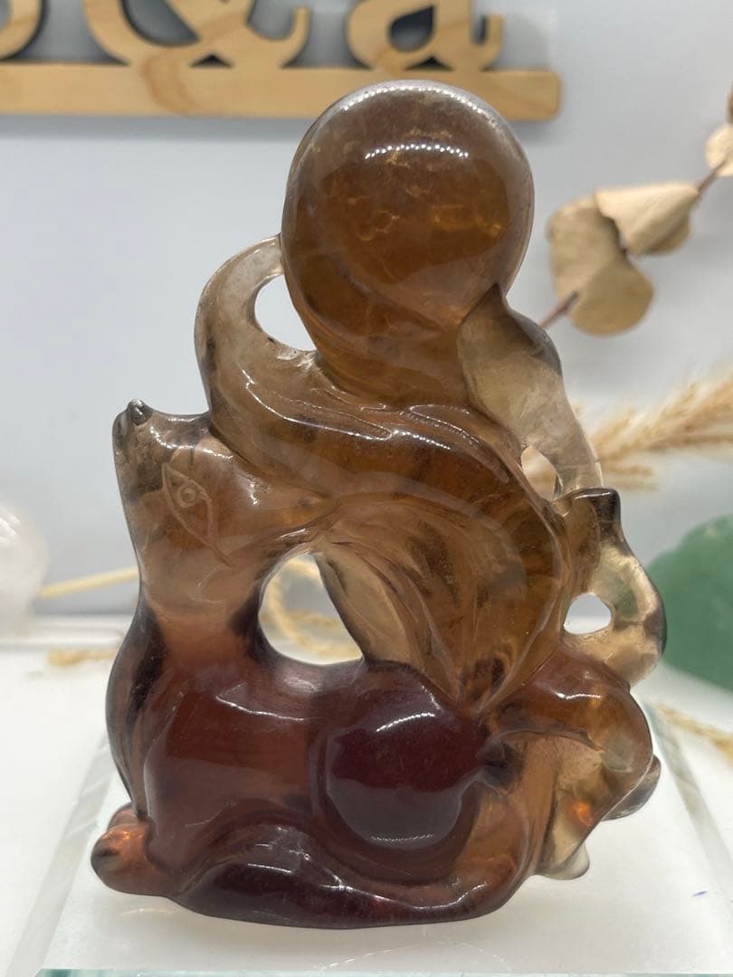 くまごろう様8【1928】九尾 彫り置物 ブラックフローライト