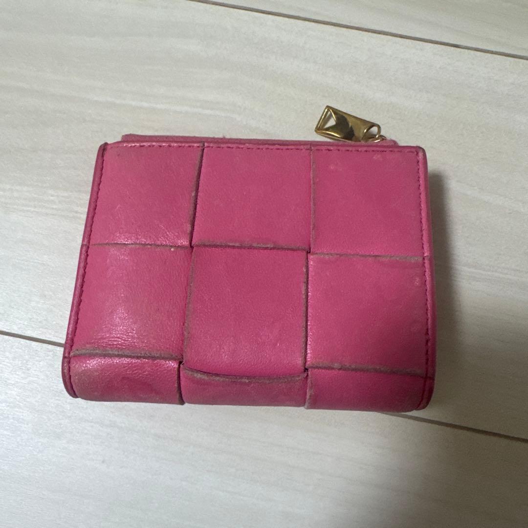 BOTTEGA VENETA 二つ折り財布 ピンク