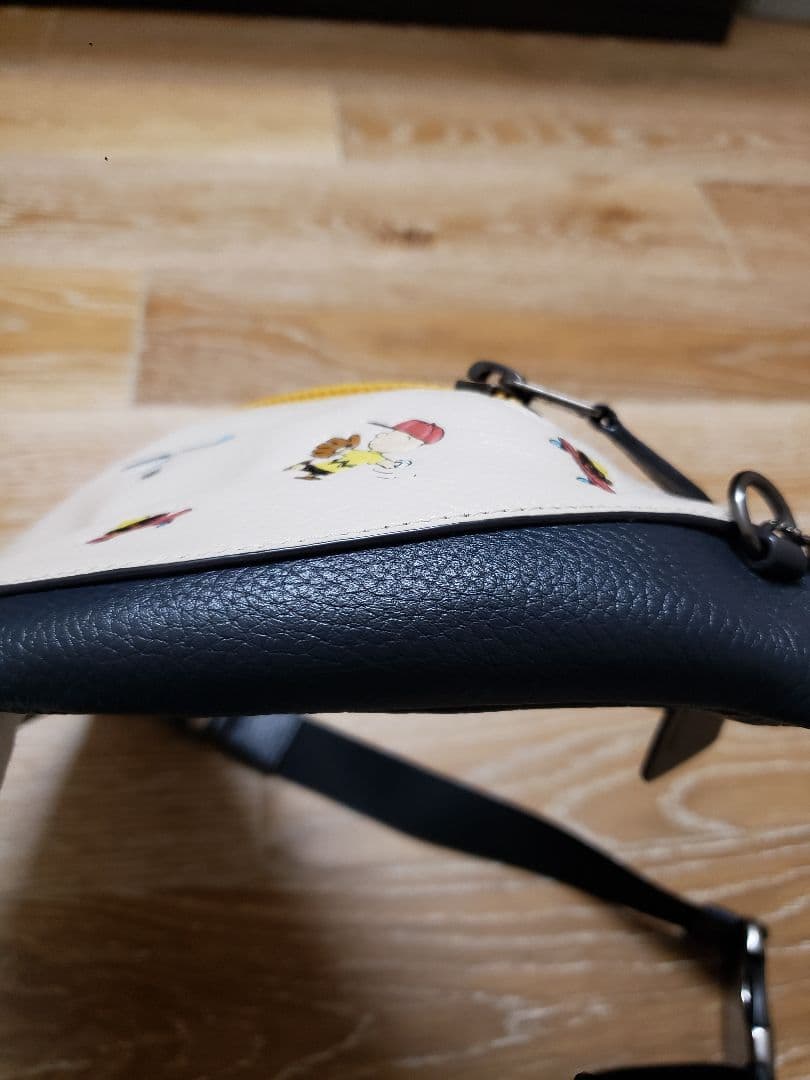 COACH ボディバッグ ブラック ロゴパターン