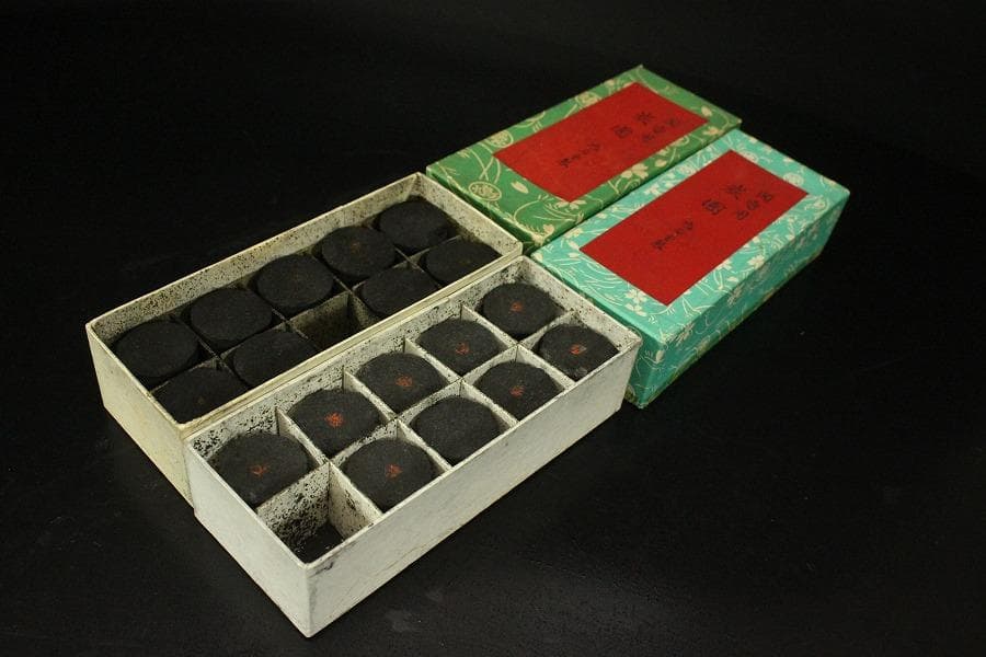 古美術 纏枝蓮花蒔絵 香箱 阿古駄香炉 盆 羽箒 まとめて 時代物(A493)