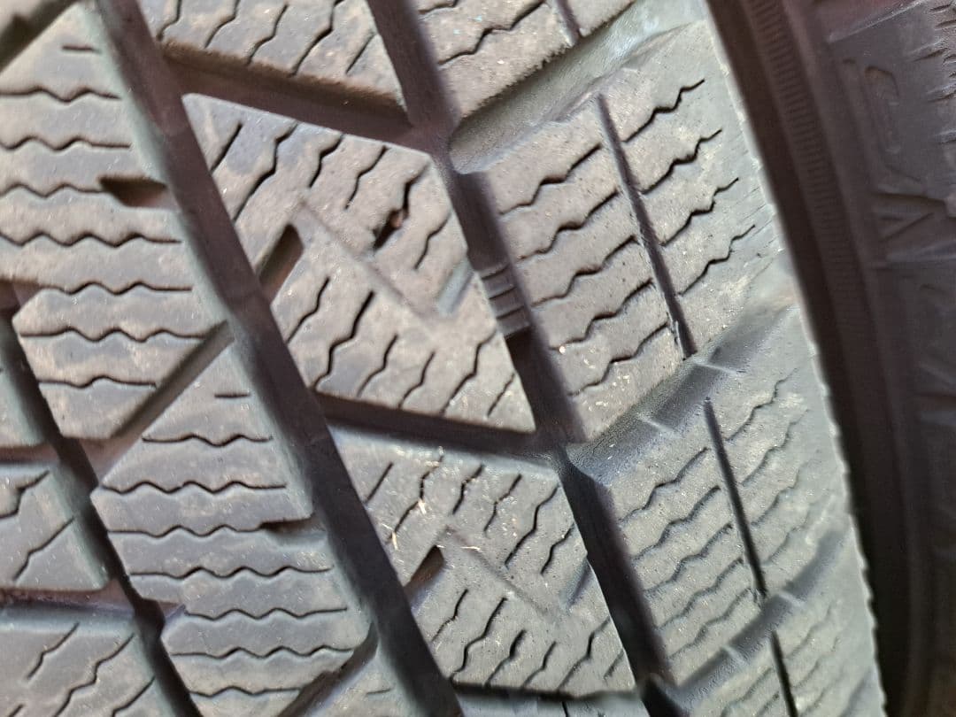 バリ山！155/65R14雪道安心！信頼と剛性のダンロップWM03送料￥300