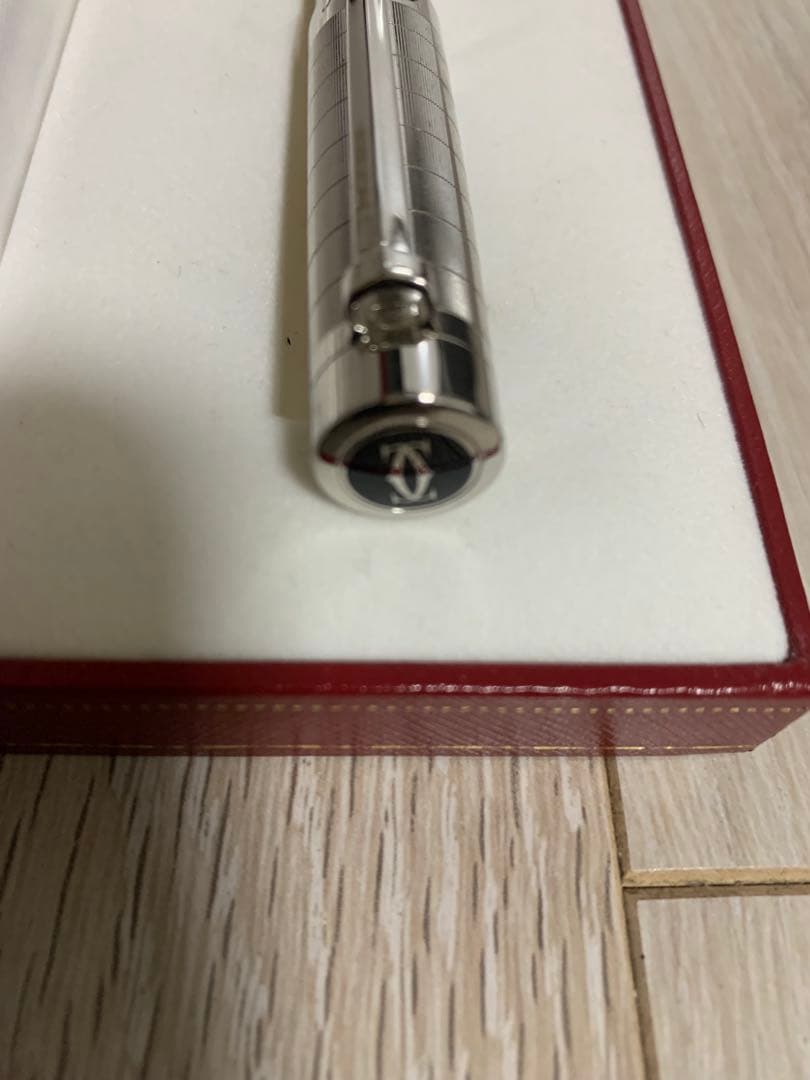 Cartier ボールペン シルバー 格子模様