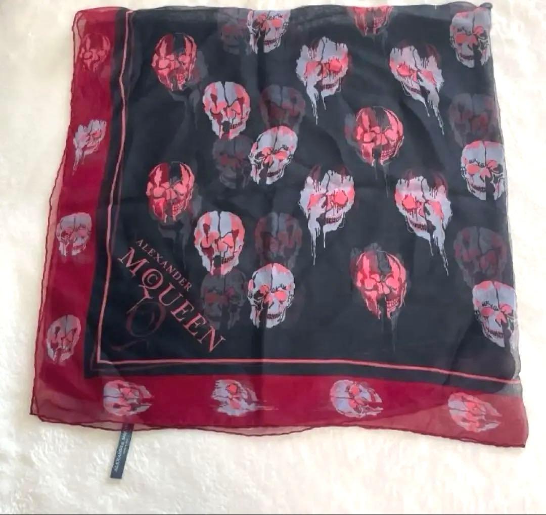 Alexander mcqueen スカル柄 ストール