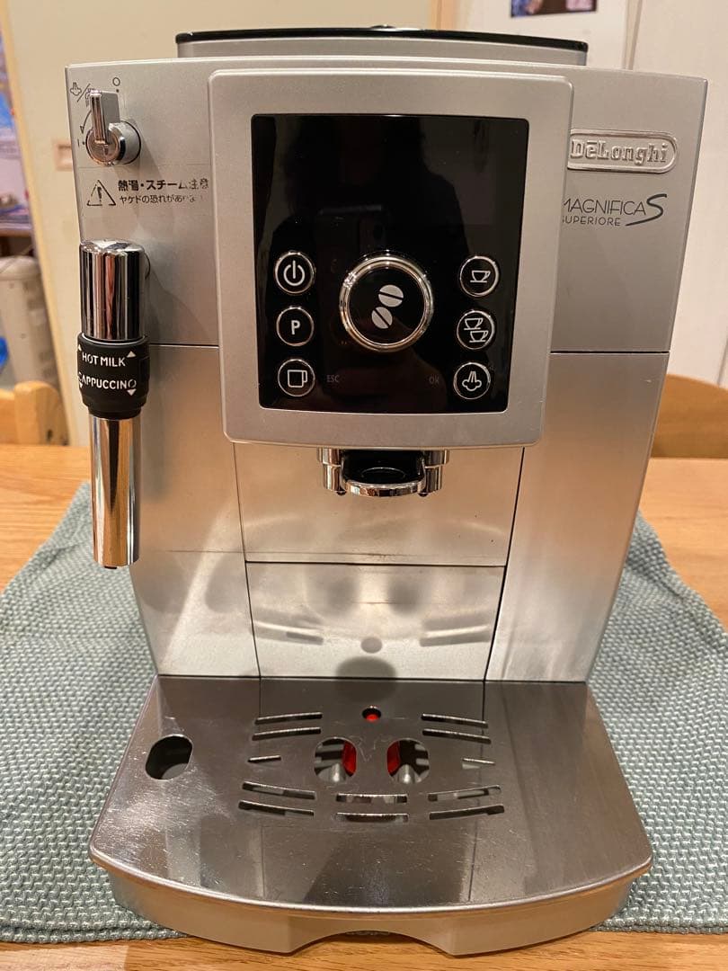 ジャンク品　デロンギ　エスプレッソマシーン　マグニフィカS