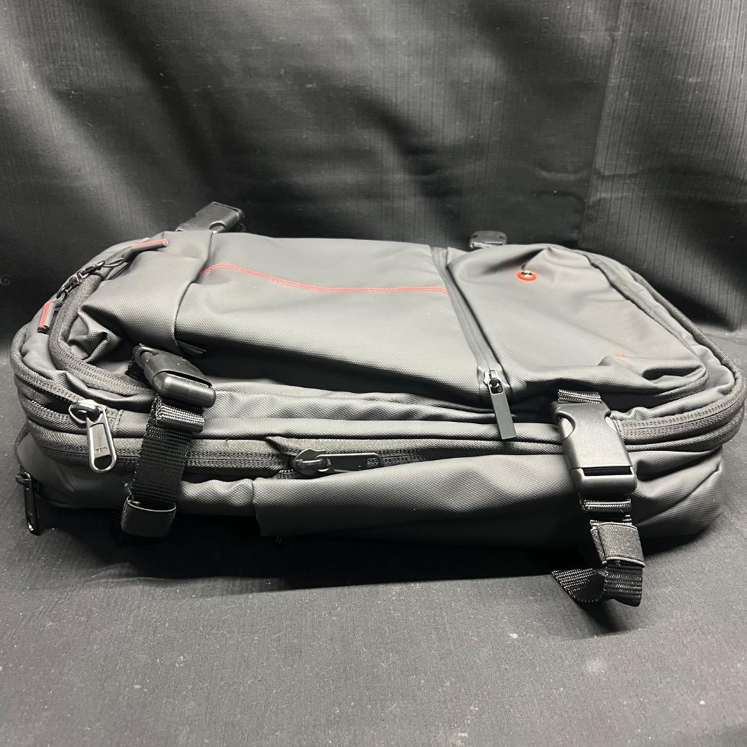 〇Of63 未使用 真空圧縮 バックパック トラベルバッグ