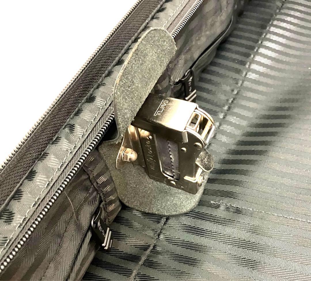 美品 送料無料 TUMI ホイールアウェイ 40インチ スリム ガーメントバッグ