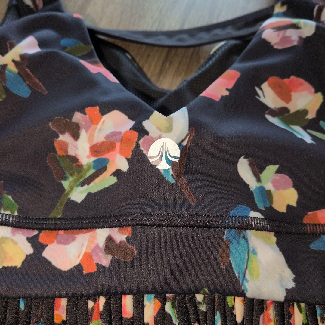 【最新作／新品】スカーラ SUKALA ヨガトップス Ｓサイズ