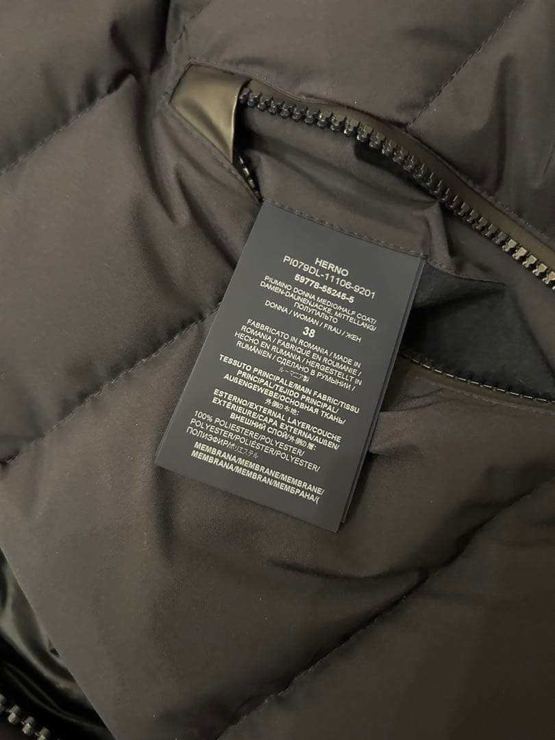 ★HERNO★ラミナー★38サイズ　ショートダウンジャケット★未使用に近い