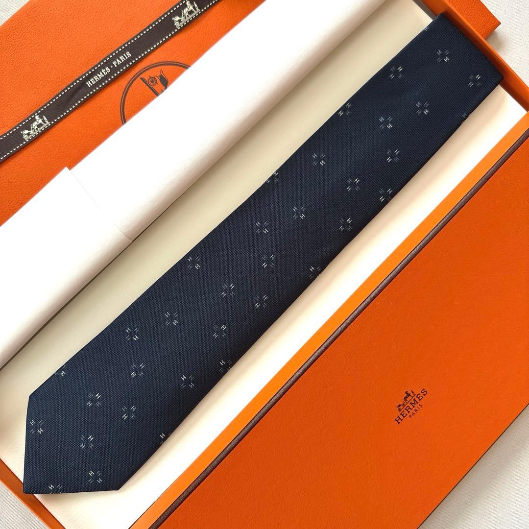 エルメス ネクタイ《ペタル》 新品 未使用