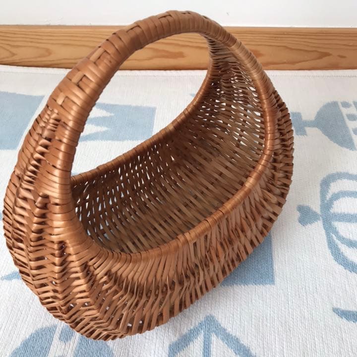 お値下げ:北欧藤のあみかごスウェーデンM