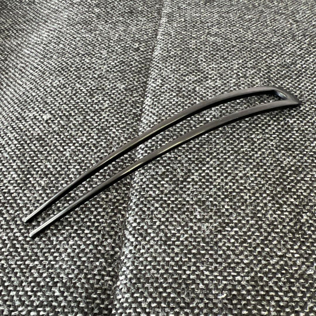 コレットマルーフ　キャストメタルUヘアピン　ブラック