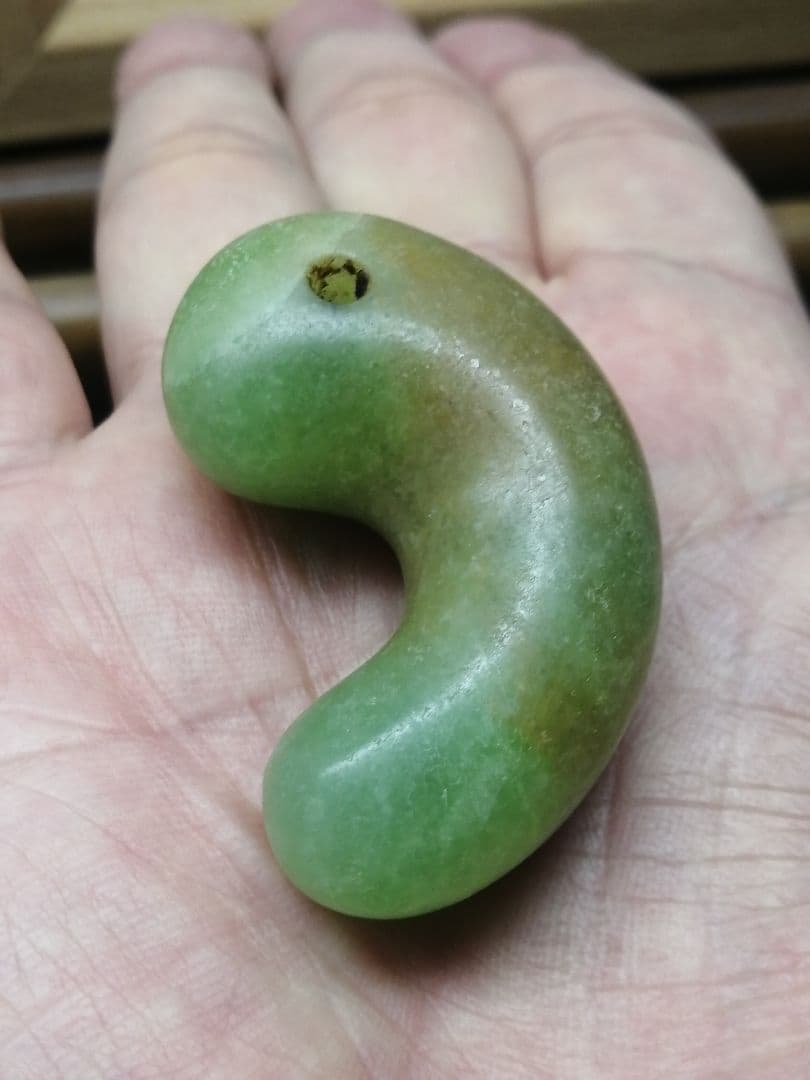 ★古墳期『糸魚川翡翠勾玉』出土品。5.0cm【超琅玕翡翠】最高峰の巨大勾玉です。