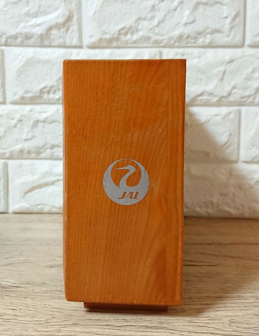 希少✨ JAL 鶴丸ロゴ ワールドタイム 木製置時計 航空会社 ノベルティ現状品