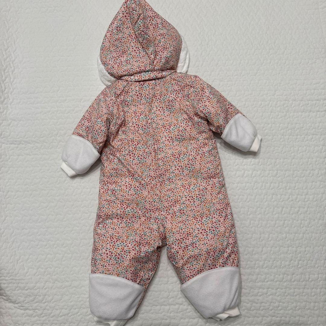 ファミリア　80 新品　リバティ　ジャンプスーツ　テリア　花柄　防寒具