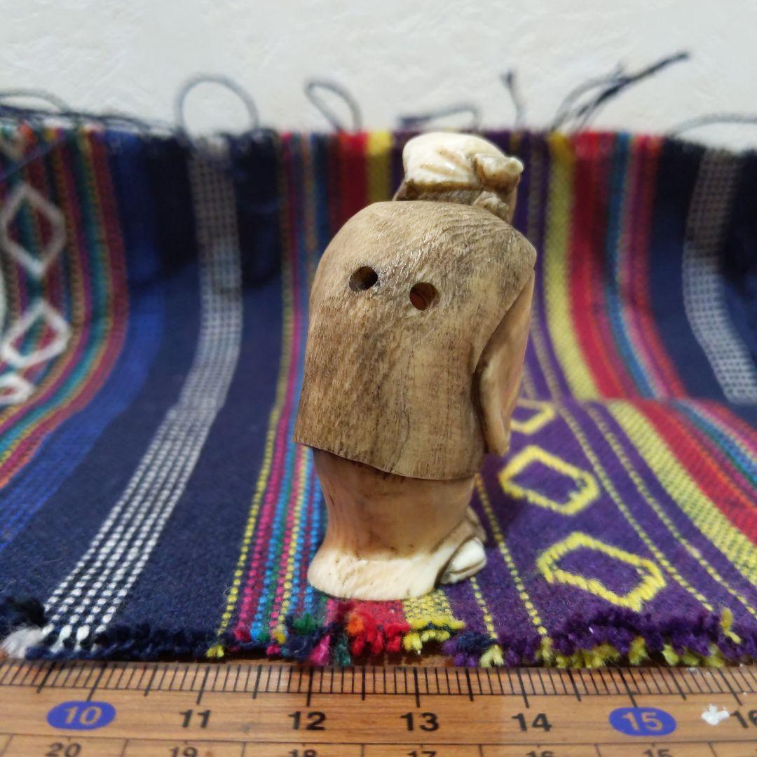 時代提げ物 人物根付 天然素材【翁】高さ約5cm 横幅約3.5cm 重さ約33ｇ