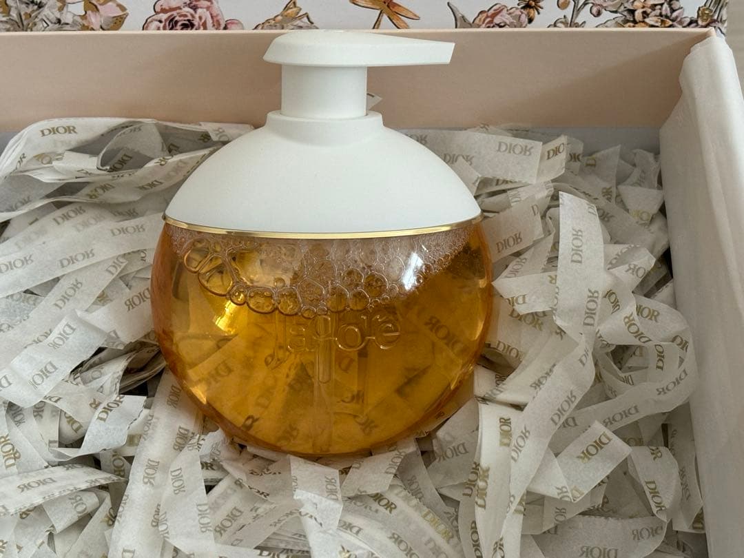 Dior 香水、ボディミルク、ルボール、シャワージェル４点まとめ売り