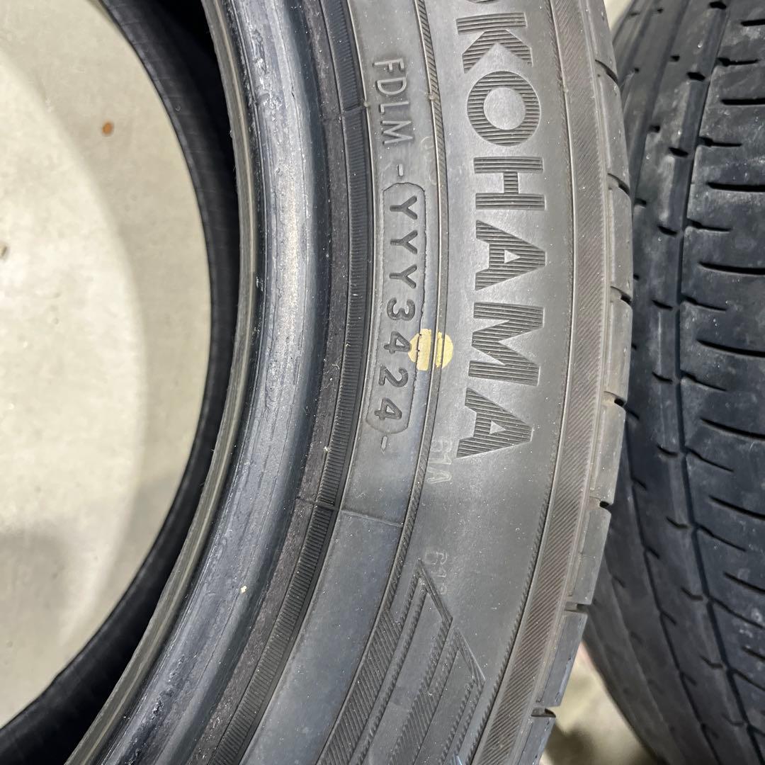 215/55R17 ヨコハマ　夏タイヤ