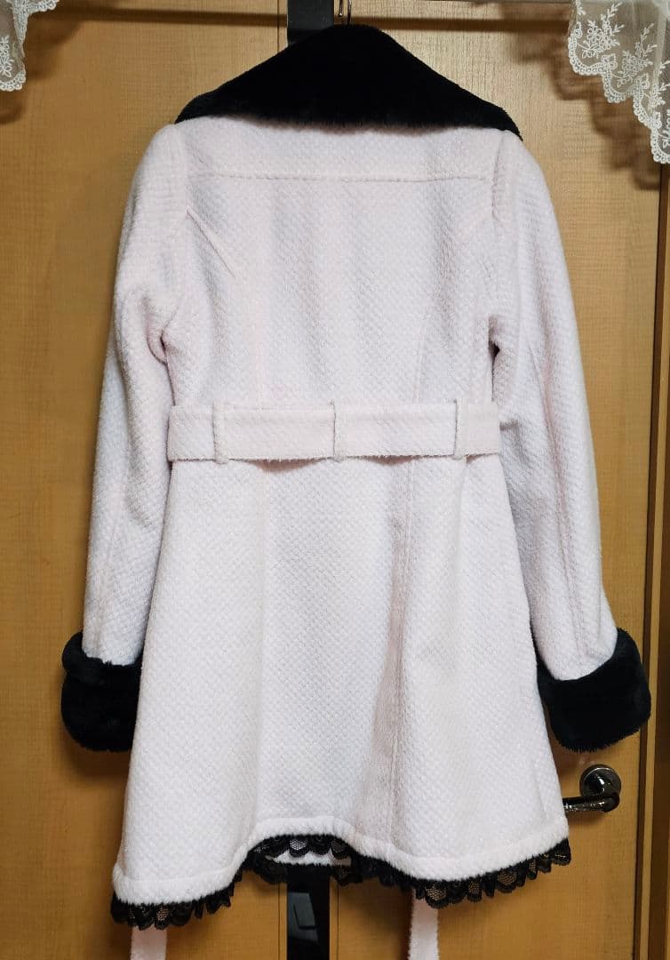 トゥララ TRALALA 黒ピンク コート