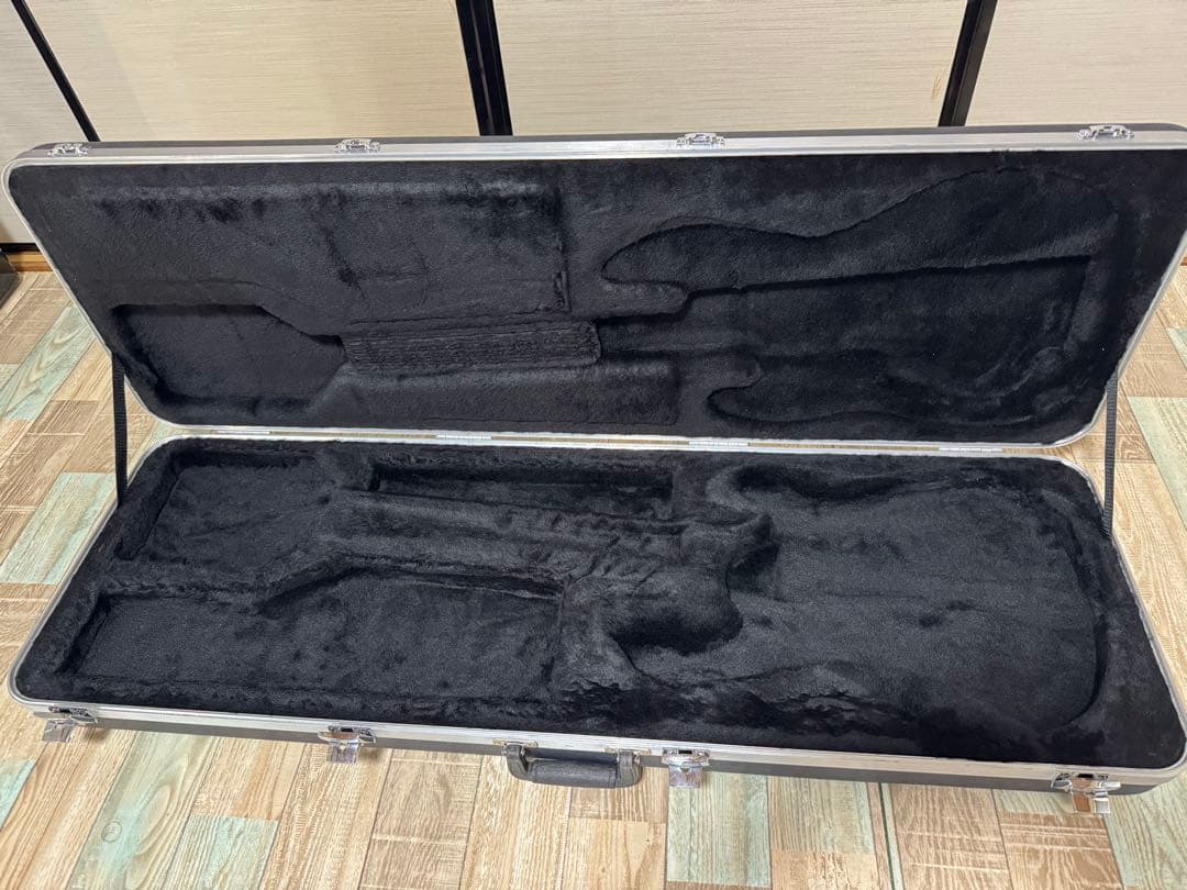 【今日だけ1万割引】Rickenbacker 4003 walnut 早い物勝ち