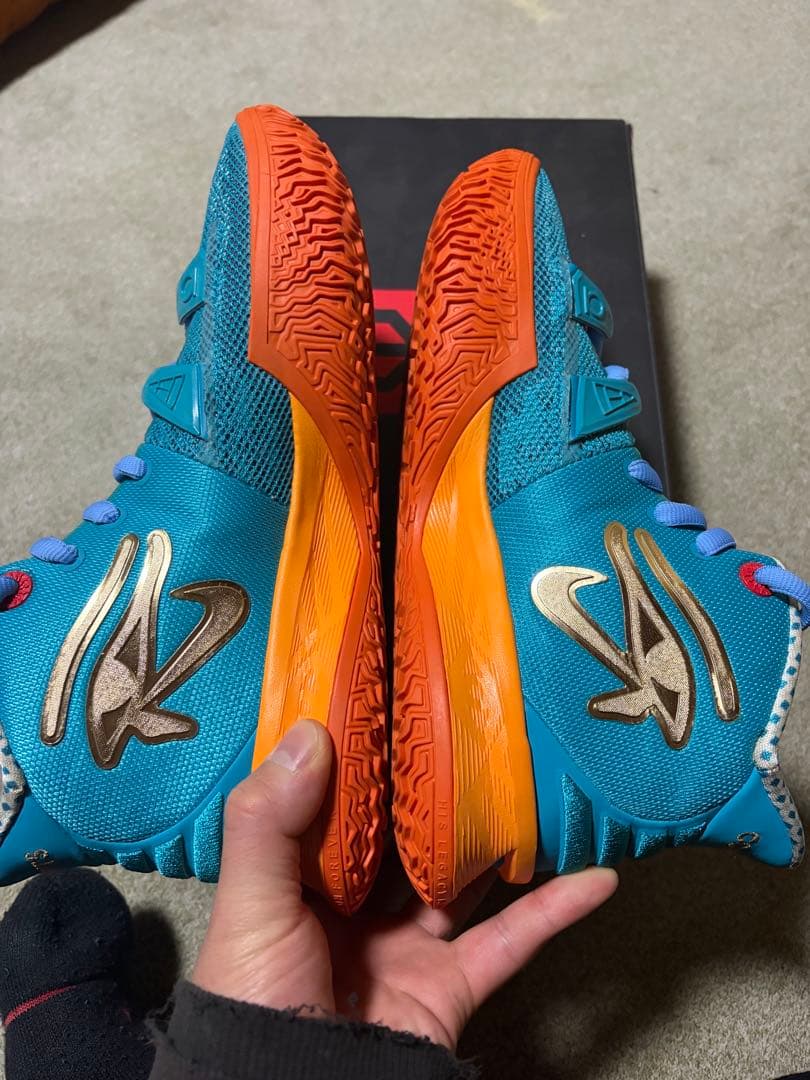 カイリー7 コンセプツ ホルス　KYRIE7 27cm