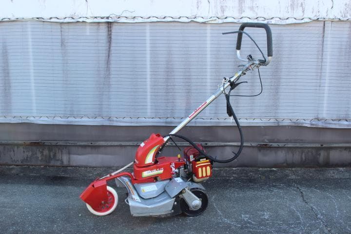 草刈機　イセキ　たすかる　RK515　美品　斜面刈　刈刃新品