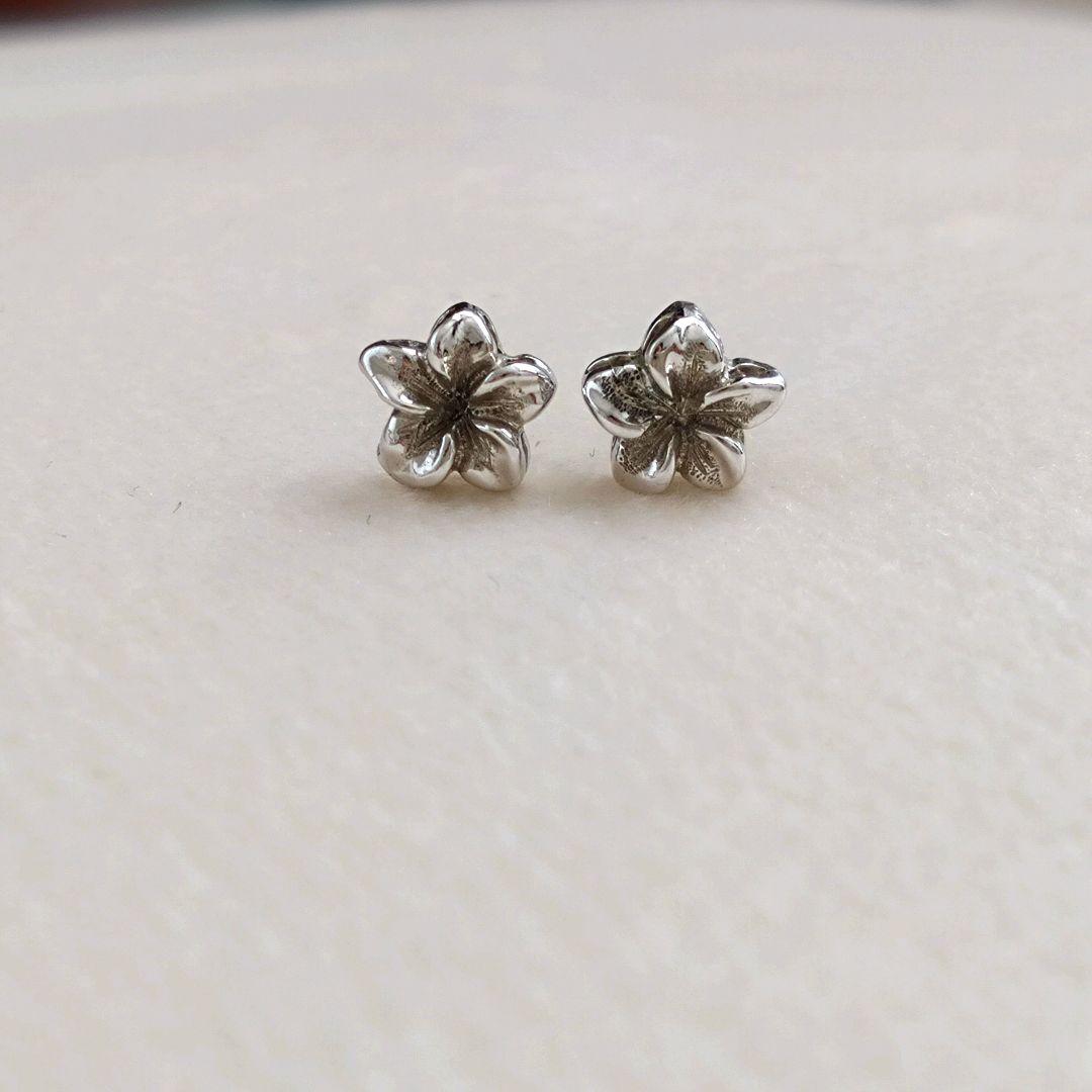ワイレア Wailea プルメリア ピアス 14K