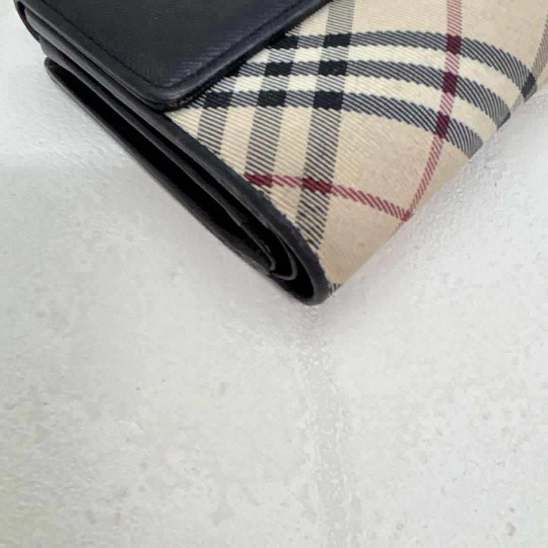 美品✨BURBERRY バーバリー ノバチェック 二つ折り財布 がま口 ブラック