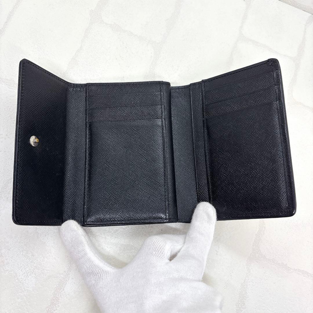 美品✨BURBERRY バーバリー ノバチェック 二つ折り財布 がま口 ブラック