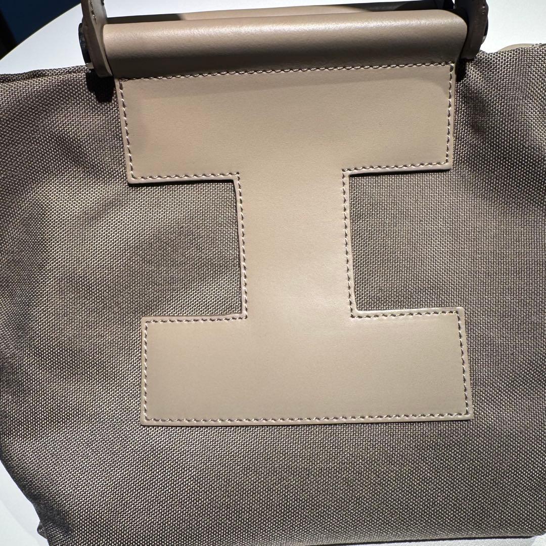 IACUCCI イアクッチ ソルベット グレージュ トート ショルダーバッグ