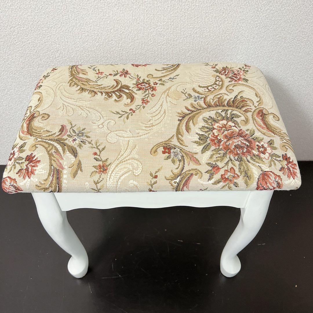 猫脚 スツール アンティーク調 姫系 椅子 チェア オットマン ロココ調ホワイト