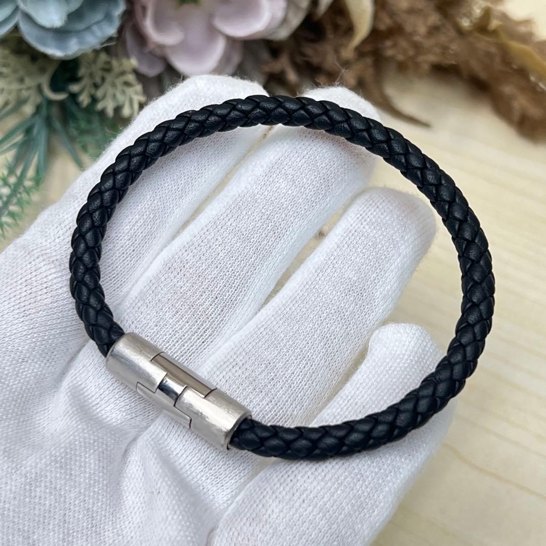 エルメス ゴリアテ ブラック シルバー レザー バングル ブレスレット