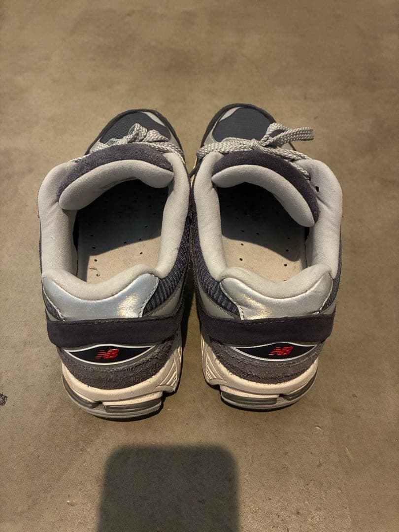 ぶ*ち様 美品　New Balance 2002RSF ネイビー ランニングシュ