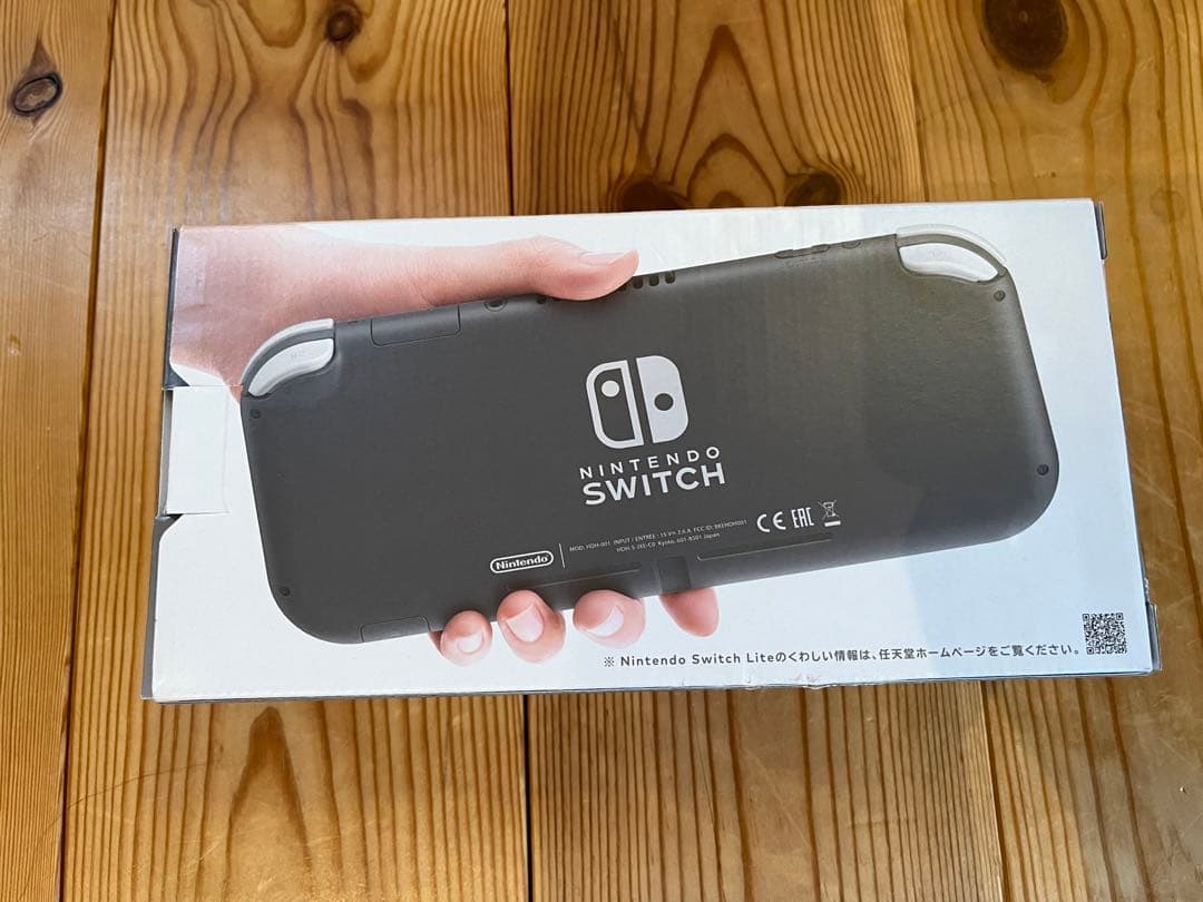 新品未使用　任天堂　スィッチ　Nintendo Switch Lite グレー