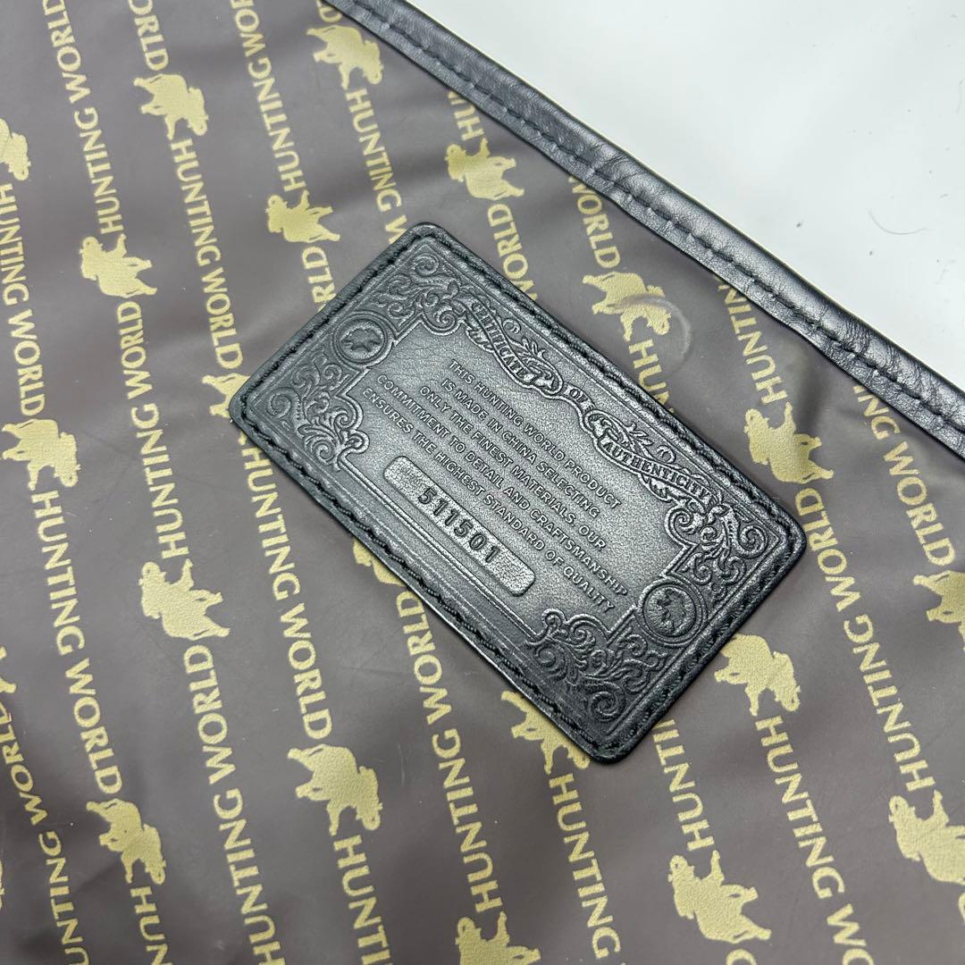 【美品】ハンティングワールド　ショルダーバッグ メッセンジャーバッグ　ロゴ　黒