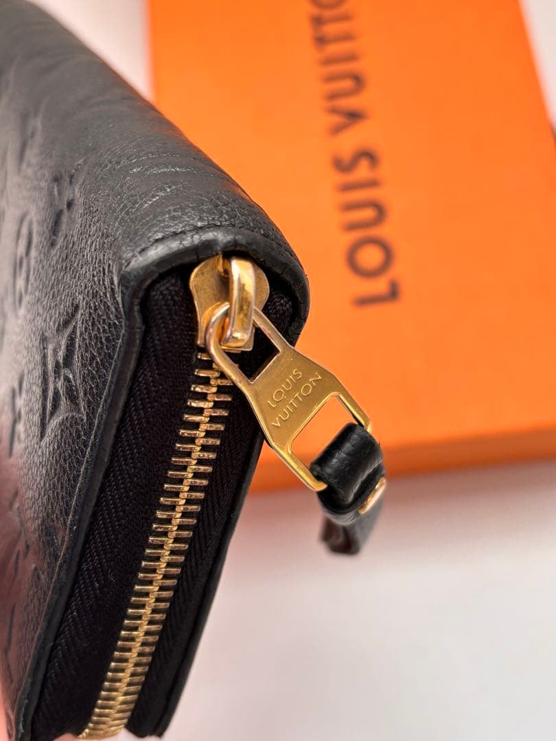 ルイヴィトン モノグラム アンプラント ジッピーウォレット 長財布