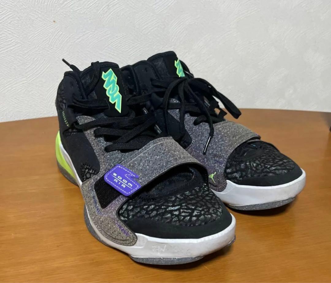 美品NIKE JORDAN ZION 2 PF DV0550-030 28.0㎝