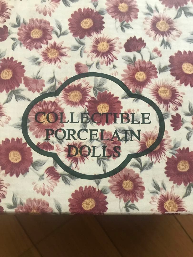 ポーセリアンドール　約50cm　　陶器人形