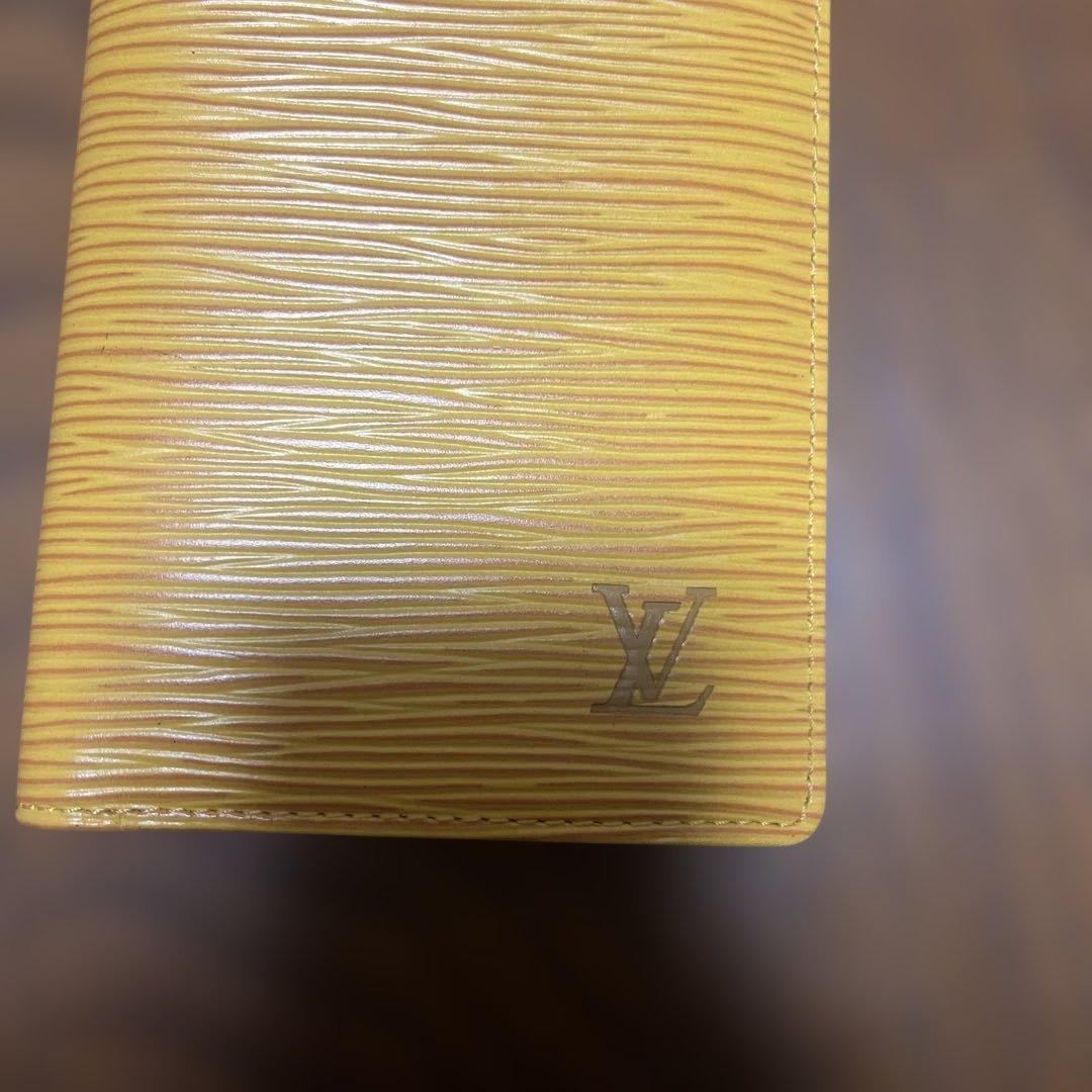 Louis Vuitton イエロー 長財布
