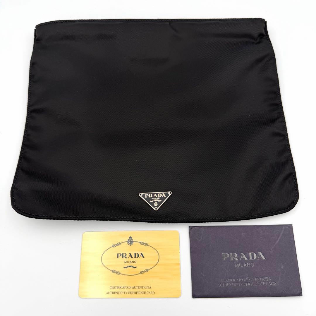 未使用品✨PRADA プラダ ポーチ 三角ロゴ ブラック