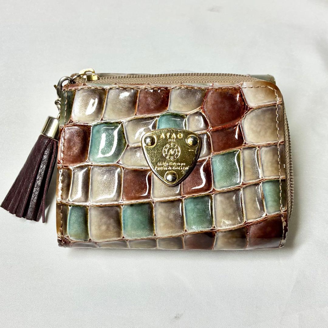 【人気】　アタオ　ワルツ　ヴィトロ　3つ折り財布　コンパクトウォレット　フリンジ