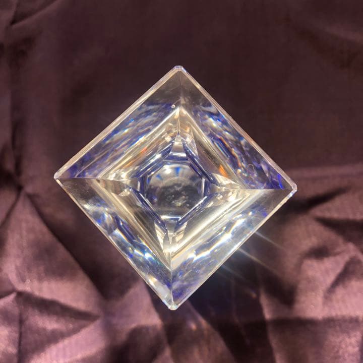 島津薩摩切子　脚付杯　cut65 藍