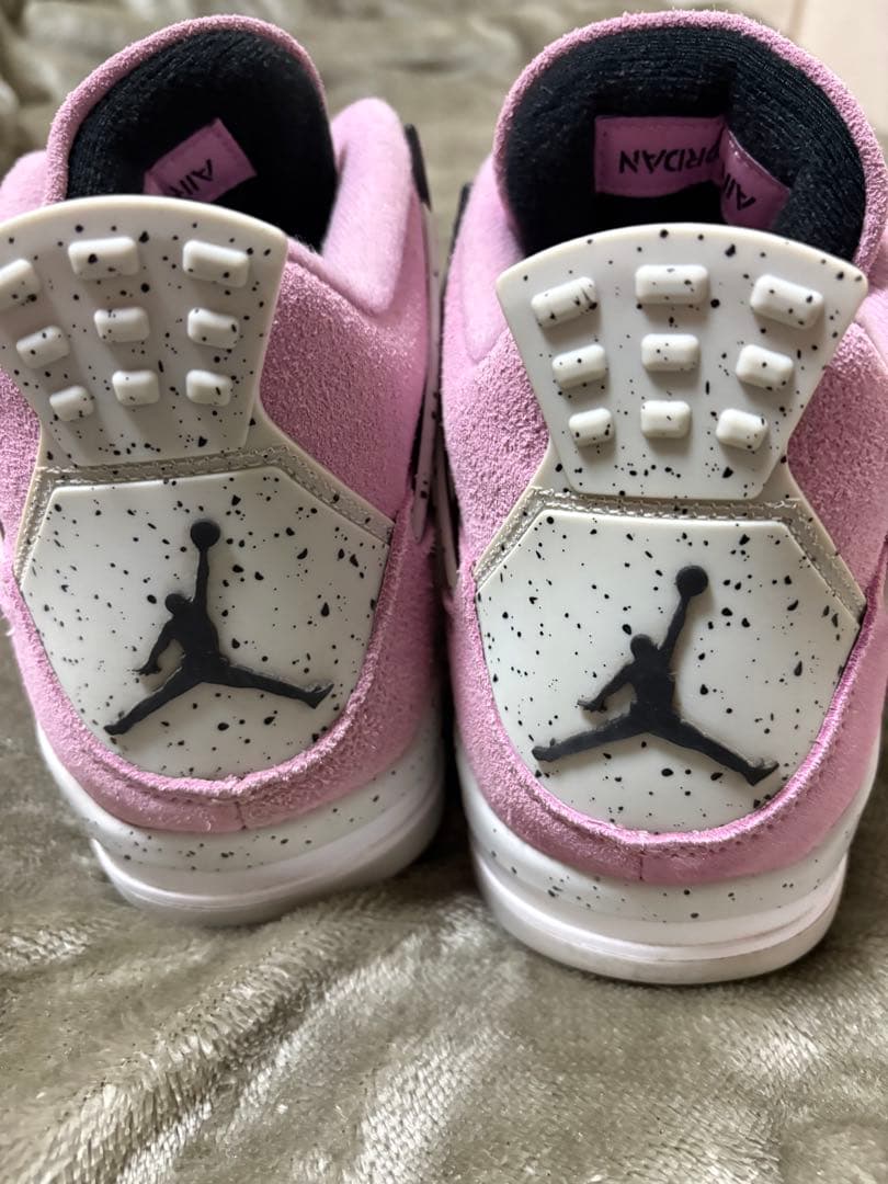 Air Jordan 4 ピンク スニーカー