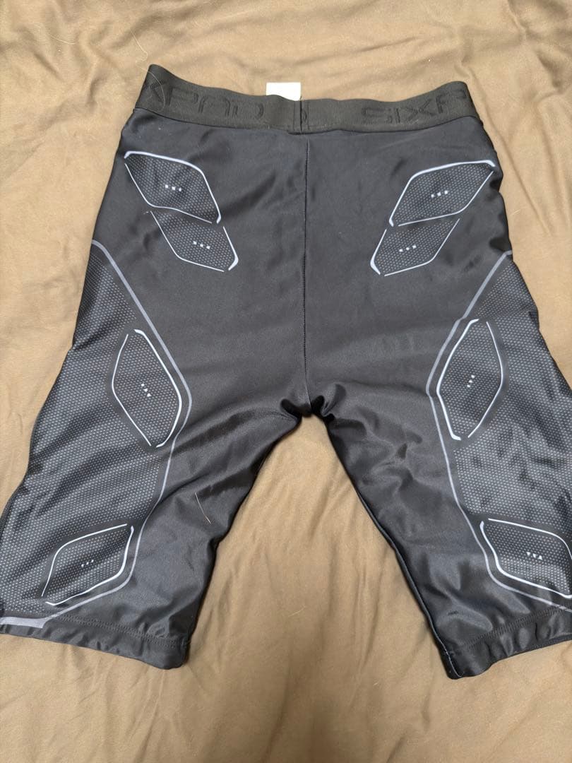 SIXPAD Powersuit ブラック Mサイズ　上下セット