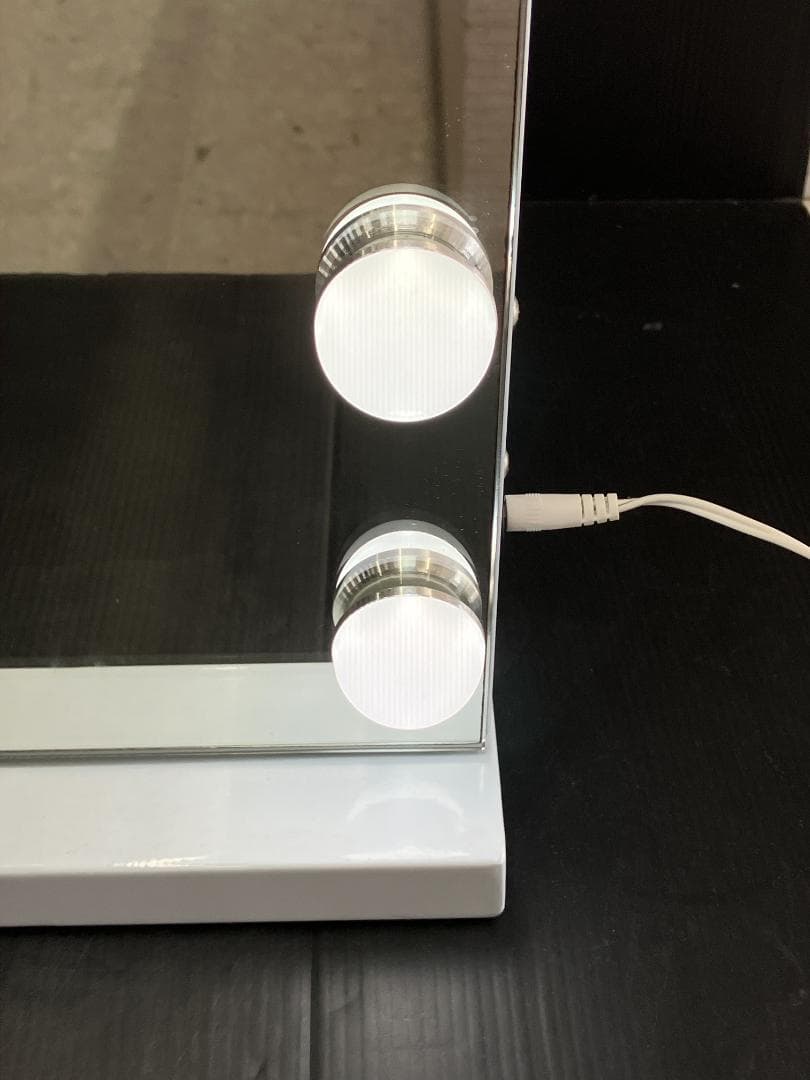 ハリウッドミラー