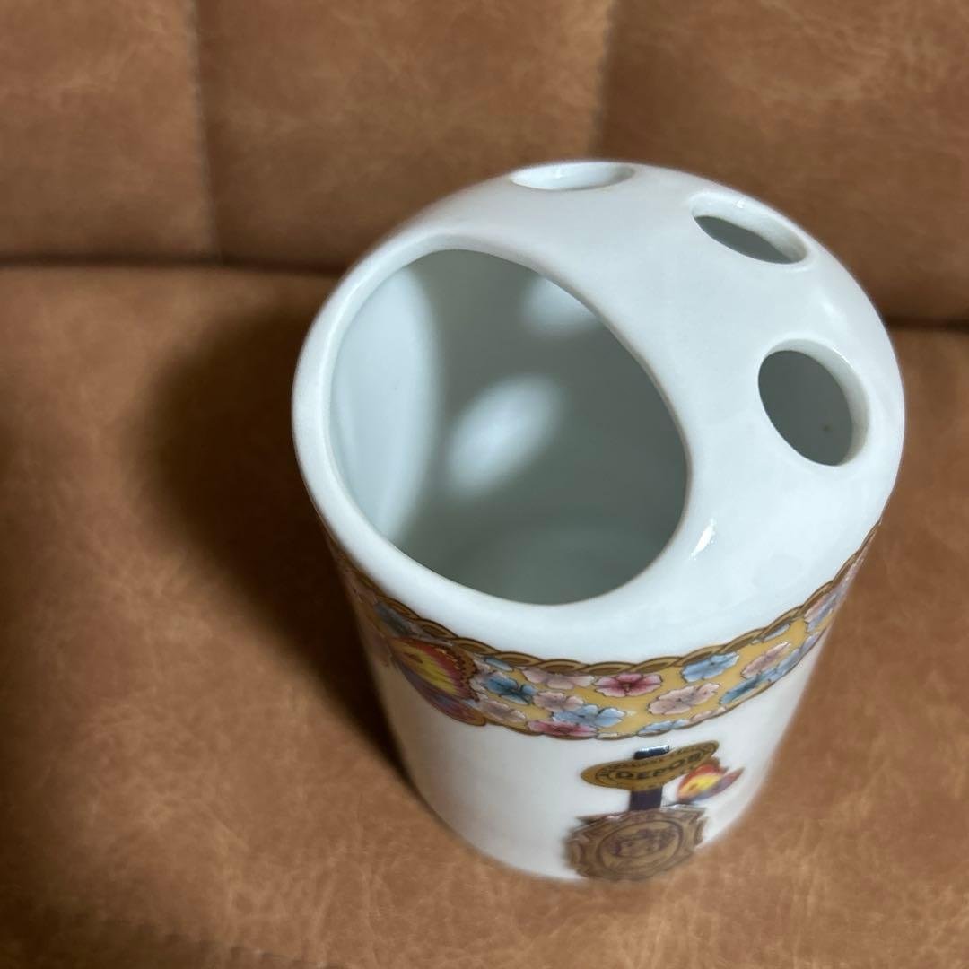 ★イタリアDEPOS Limogesリモージュ　歯ブラシ立て　バタフライ