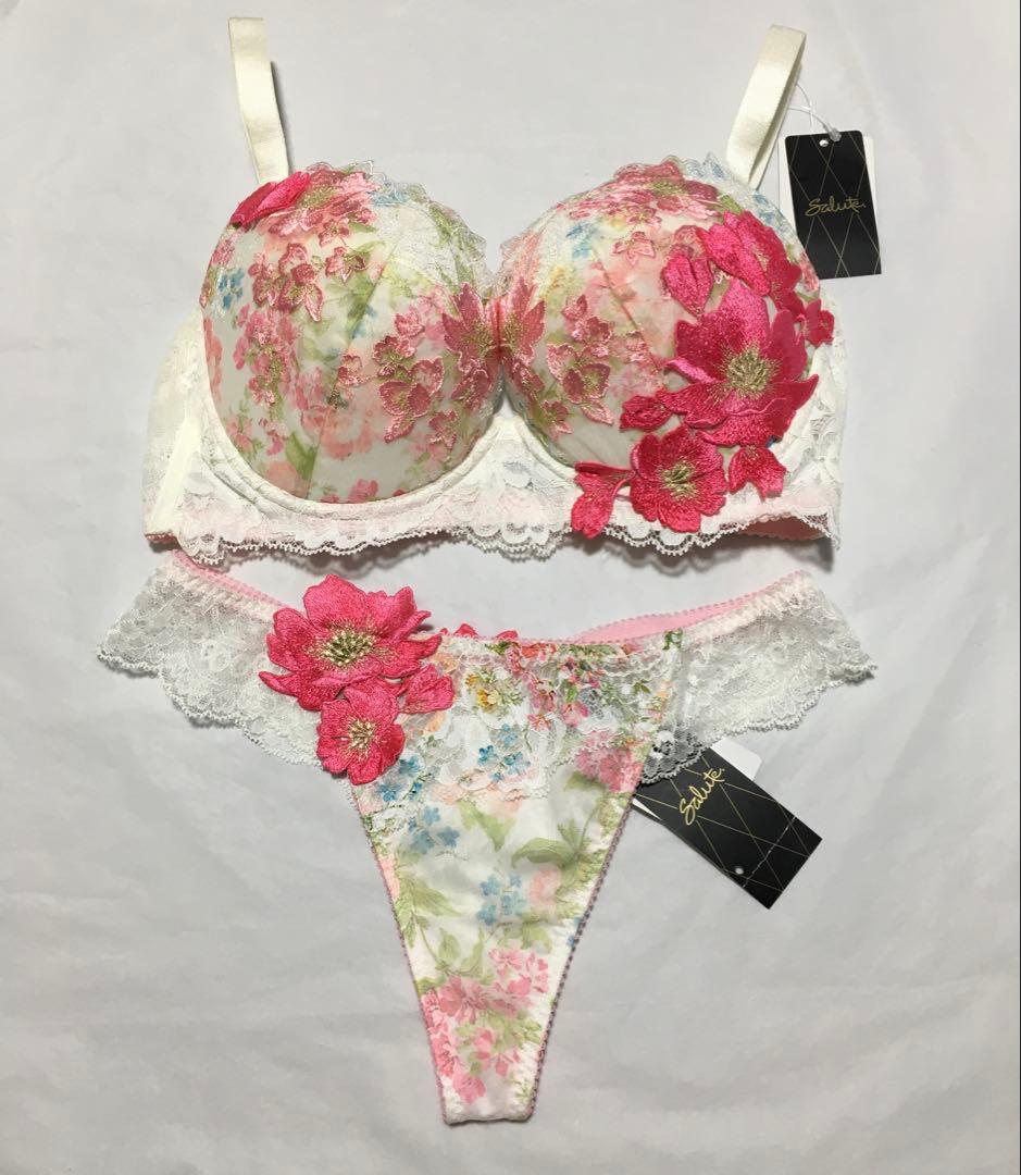 新品　ワコール　サルート 01G 店舗限定　ブラジャーF75 ソングL