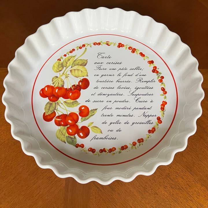 【美品】フランス　レヴォル★Cerise★耐熱ラージパイ皿