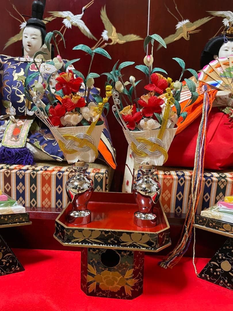 【値下げしました】天陽作 雛人形セット 珍しい木製漆塗りの鶴の屏風付き