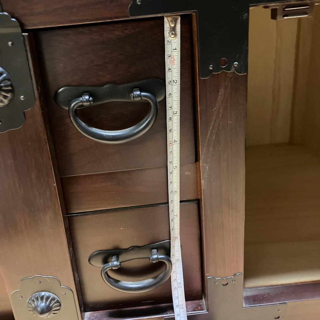 車ダンス　収納家具　龍　からくり箪笥　引出し