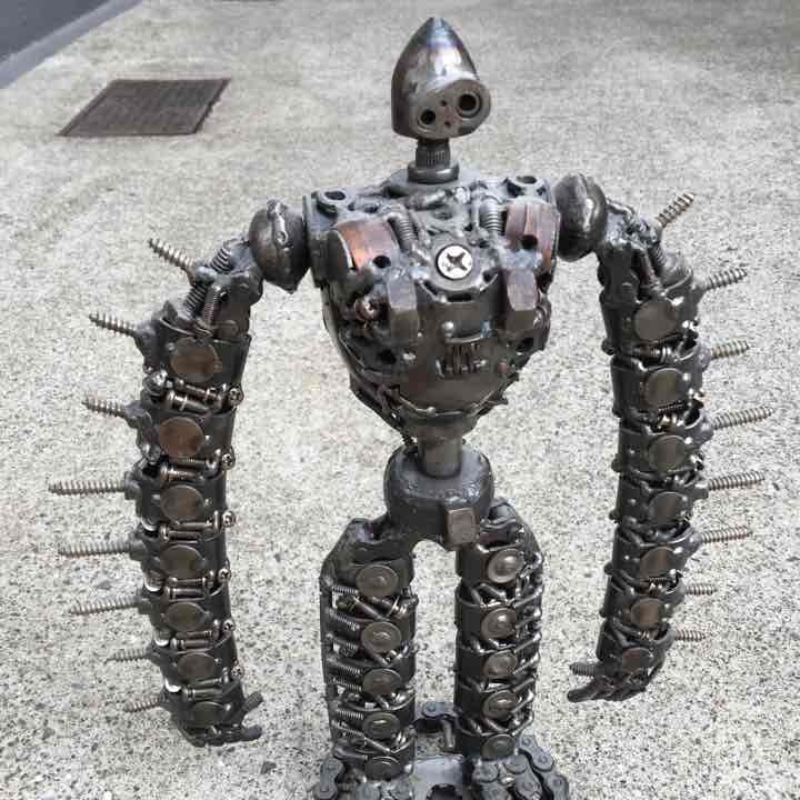 ジブリ映画「天空の城ラピュタ」のロボット兵のオブジェ